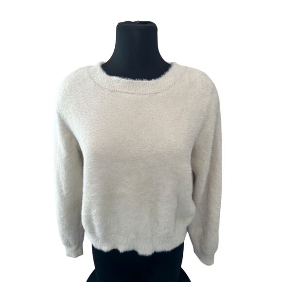 DOWNEAST | Beige Neutral Fuzzy Soft Knit Sweater | Medium - Picture 2 of 6